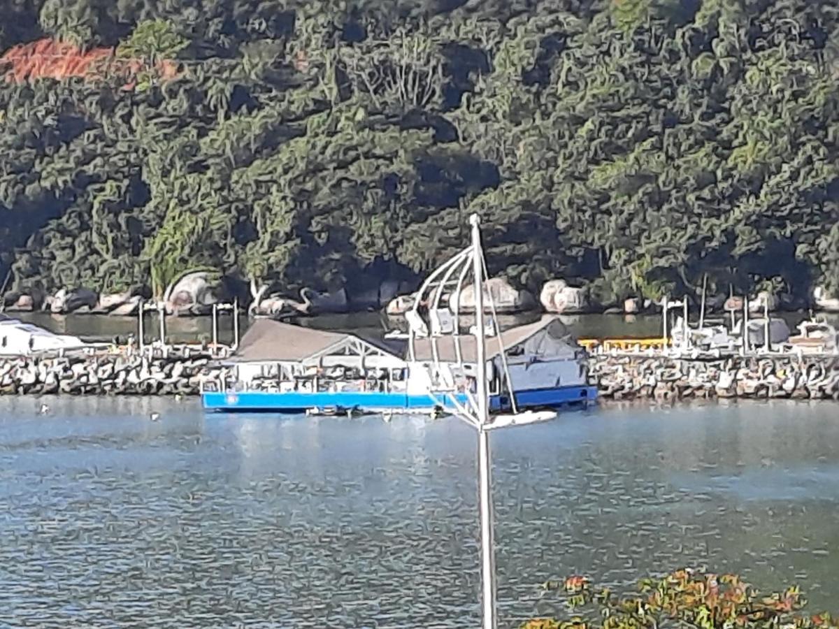 3 Suites Linda Vista Da Orla De Bc A 50M Da Praia - Somente Familiares Balneário Camboriú Eksteriør bilde
