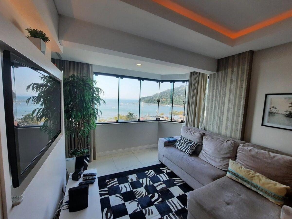 3 Suites Linda Vista Da Orla De Bc A 50M Da Praia - Somente Familiares Balneário Camboriú Eksteriør bilde