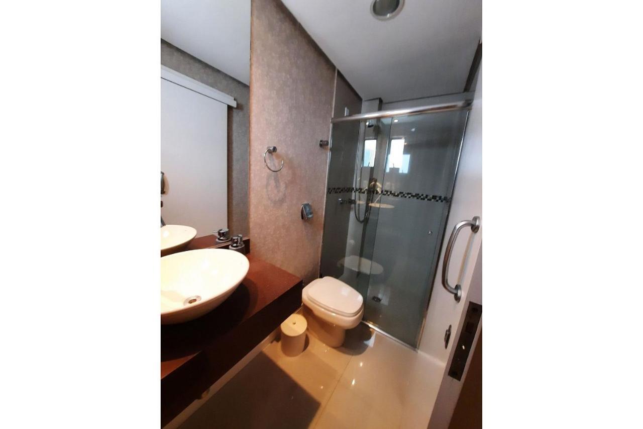 3 Suites Linda Vista Da Orla De Bc A 50M Da Praia - Somente Familiares Balneário Camboriú Eksteriør bilde