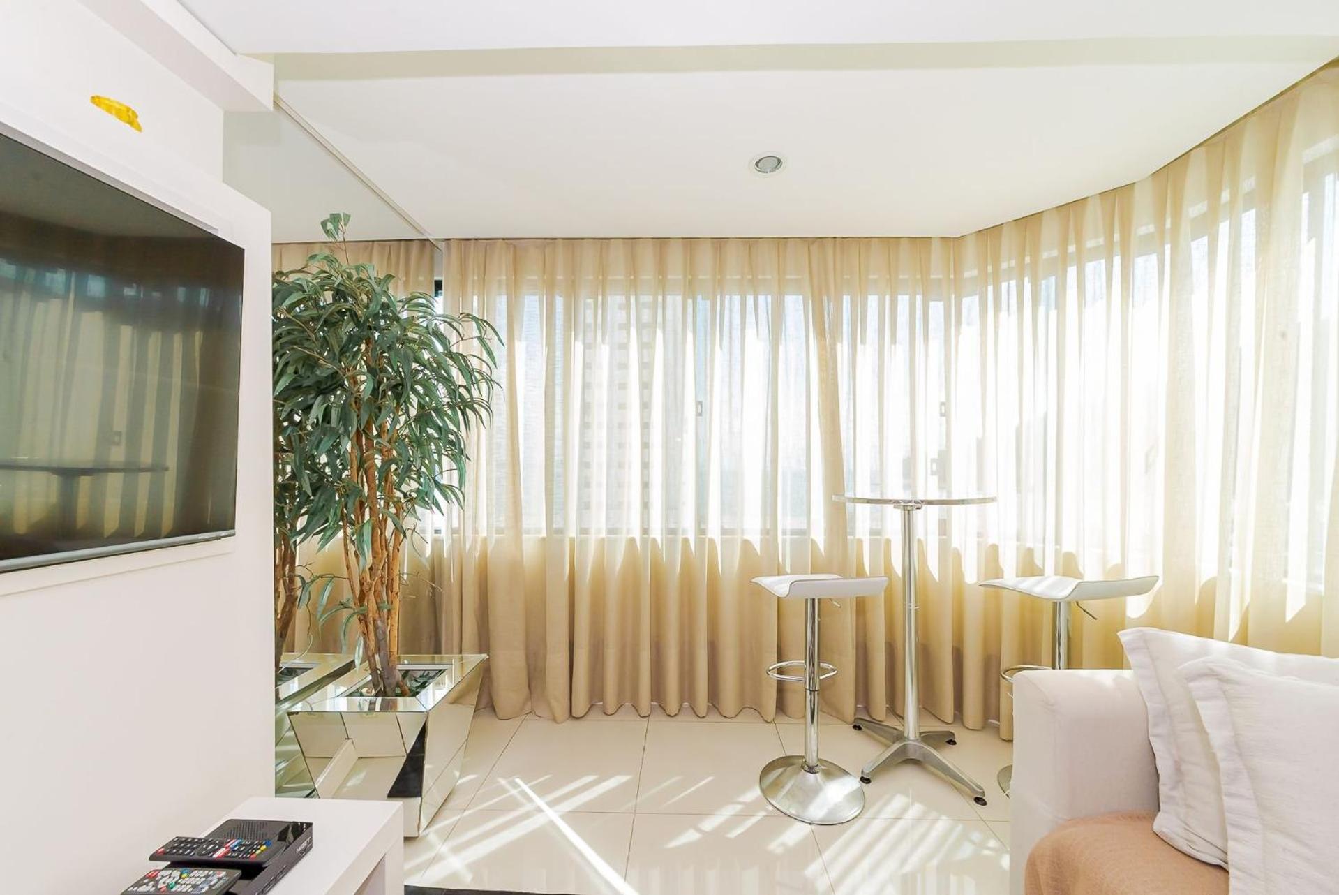 3 Suites Linda Vista Da Orla De Bc A 50M Da Praia - Somente Familiares Balneário Camboriú Eksteriør bilde